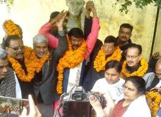 अंबुज पटेल