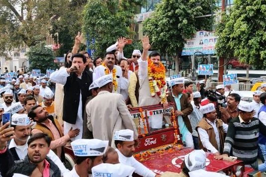AAP सांसद संजय सिंह का लखनऊ में रोड शो, यूपी को लेकर बताई रणनीति, सीएम योगी पर भी साधा निशाना संजय सिंह ने रोड़ शो