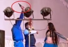 Video: तिलक समरोह में युवक पर चढ़ा डांसर का ऐसा खुमार की 36 सेंकेड में कर दिए छह फायर, वीडियो हुआ वायरल तो हरकत में आयी पुलिस डांसर का खुमार