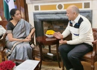 वित्त मंत्री सीतारमण से मुलाकात कर मनीष सिसोदिया ने मांगा केंद्रीय करों में दिल्ली का हिस्सा केंद्रीय करों में हिस्सा