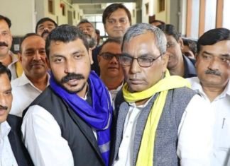 चंद्रशेखर से की ओमप्रकाश