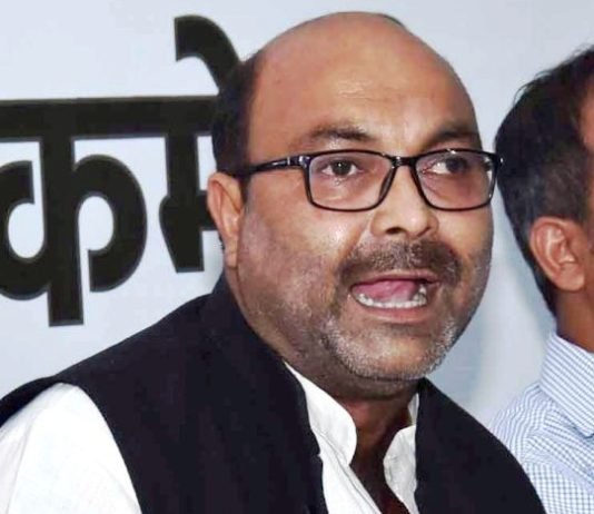 आरोपितों की फोटो