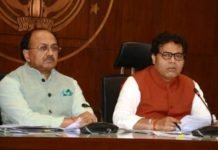 #CoronaVirus: दो अप्रैल तक UP के स्कूल-कॉलेज व मल्टीप्लेक्स बंद, कर्मचारी करेंगे घर से काम, कैबिनेट में इन फैसलों को भी मिली मंजूरी कोरोना वायरस के खतरे