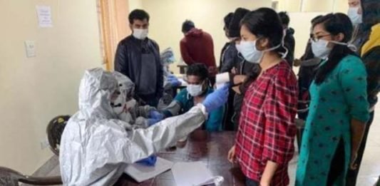 देश में बढ़ रही कोरोना की रफ्तार, लगातार दूसरे दिन आए 20 हजार से अधिक संक्रमित लखनऊ में कोरोना