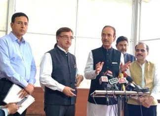 प्रजातंत्र का चीरहरण