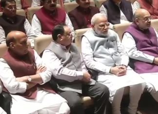 बड़ा होता है देश हित