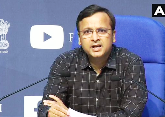 केंद्रीय स्वास्थ्य मंत्रालय ने राज्यों से कहा, कोरोना संक्रमितों के लिए बनाएं अलग हॉस्पिटल केंद्रीय स्वास्थ्य मंत्रालय