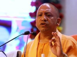 गोरखपुर पहुंचे सीएम योगी ने कहा, कोरोना कालखंड ने हमें चुनौतियों के साथ अवसर भी दिए मोदी सरकार के बजट