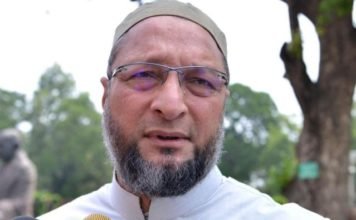 बिना तैयारी लॉकडाउन की आलोचनाओं से बचने के लिए मुस्लिम को बलि का बकरा बनाना कोरोना की दवा नहीं: ओवैसी बली का बकरा