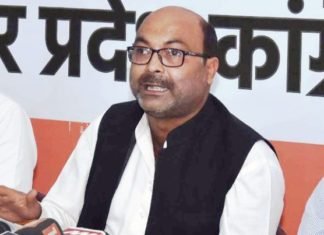 शराब बिक्री को लेकर लल्लू ने योगी सरकार को चेताया, कहा इससे और बढ़ जाएगा कोरोना संक्रमण का खतरा, राजस्व से जरूरी जनता की जान विरोधियों को निपटाने