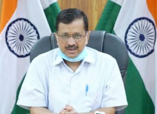 केजरीवाल की सिंगापुर यात्रा