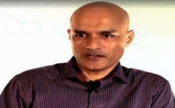 रिव्यू पिटीशन दाखिल करने से कुलभूषण जाधव का इंकार, पाकिस्तान ने ऑफर किया दूसरा काउंसुलर एक्सेस कुलभूषण जाधव