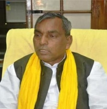 पंचायती मंत्री ओपी राजभर ने कहा, “EVM से नहीं, बैलेट पेपर से होगा पंचायत चुनाव, तैयारी है पूरी” ओपी राजभर