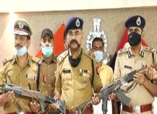पुलिस मुठभेड़