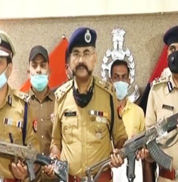 विकास दुबे का सहयोगी व 50 हजार का इनामी शशिकांत गिरफ्तार, पुलिस से लूटी गई AK-47 बरामद पुलिस मुठभेड़