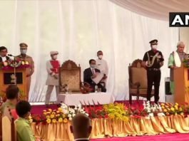 जम्मू-कश्मीर के उपराज्यपाल के तौर पर मनोज सिन्हा ने ली पद और गोपनीयता की शपथ मनोज सिन्हा