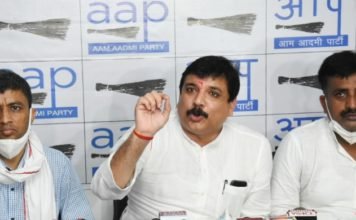 गोमतीनगर में AAP के कार्यालय का उद्घाटन कर संजय सिंह ने CM योगी से पूछा, दस दिन में तीन अफसर कैसे करेंगे 65 जिलों के घोटालों की जांच, गंभीर आरोप भी लगाएं संजय सिंह