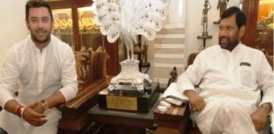 रामविलास पासवान ICU में भर्ती, बेटे ने पार्टी कार्यकर्ताओं को भावुक पत्र लिखकर कही ये बात रामविलास पासवान