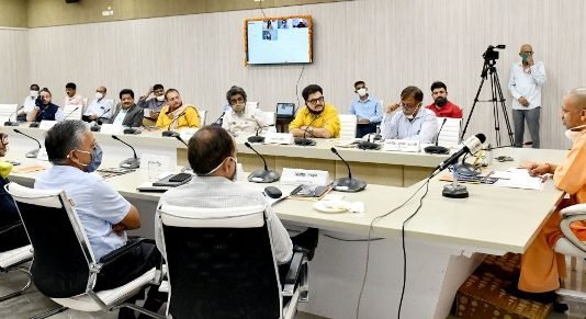 यूपी में फिल्म सिटी को लेकर सीएम योगी ने बॉलीवुड हस्तियों के साथ बैठक कर कहा, यह बनेगी भारत के पहचान की प्रतीक यूपी में फिल्म सिटी