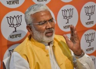 नेता-कार्यकर्ताओं से बोले स्वतंत्र देव, “भाजपा को बनाएं अभेद्य किला, विपक्ष आपकी सक्रियता व समर्पण के आगे टेक दे घुटने” अभेद्य किला