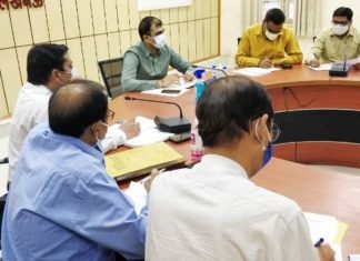 अवैध कब्‍जे व अवैध निर्माण