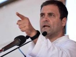 Video Tweet कर राहुल ने पूछा, “PM के लिए 8400 करोड़ का जहाज, जवानों को नॉन बुलेटप्रूफ ट्रक से शहीद होने के लिए भेजना क्या है न्याय” 8400 करोड़ का जहाज