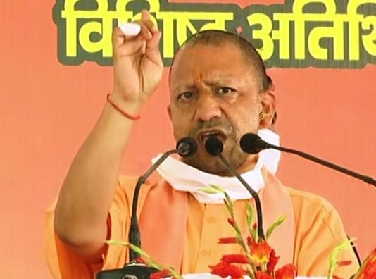 130 करोड़ की परियोजनाओं का लोकार्पण व शिलान्यास कर CM योगी ने कहा, नहीं होता विकास का कोई दूसरा विकल्प नाईट कर्फ्यू का फैसला