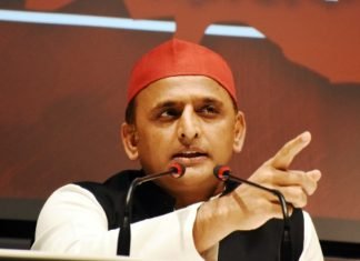 अखिलेश का भाजपा पर वार, किसानों पर लाठियां बरसाने को बताया सरकार का आतंकी हमला कोरोना के बहाने