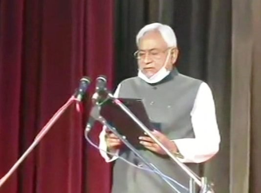 नीतीश कुमार