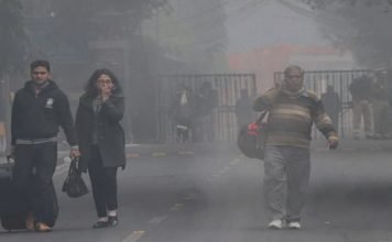 राजधानी में हवा की हालत बेहद खराब, 337 तक पहुंचा AQI दिल्ली में ठंड