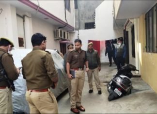 पीडब्ल्यूडी के कर्मचारी
