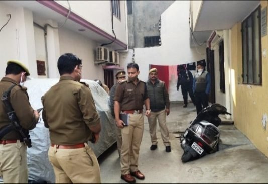 पीडब्ल्यूडी के कर्मचारी