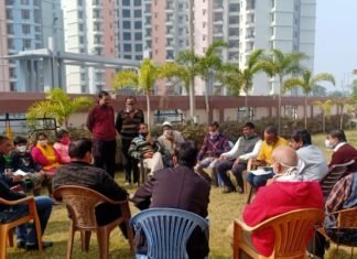 चोरी की बिजली से हो रहा था स्मृति अपार्टमेंट में निर्माण, LDA की वादा खिलाफी से नाराज आवंटियों ने कर दी CM योगी से शिकायत स्मृति अपार्टमेंट
