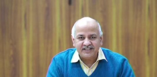 शिक्षा मंत्री सतीश द्विवेदी की चुनौती स्वीकार कर बोले सिसोदिया, 22 को आऊंगा लखनऊ, बहस का समय-स्थान कर लें तय स्कूलों के मॉडल
