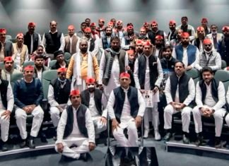 अखिलेश ने कहा, सत्ता में खतरनाक लोग, जनता पर भरोसा लोकतंत्र को नहीं होने देगी कमजोर खतरनाक लोग