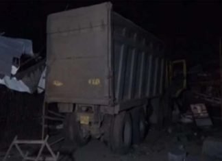 गुजरात में दर्दनाक हादसा