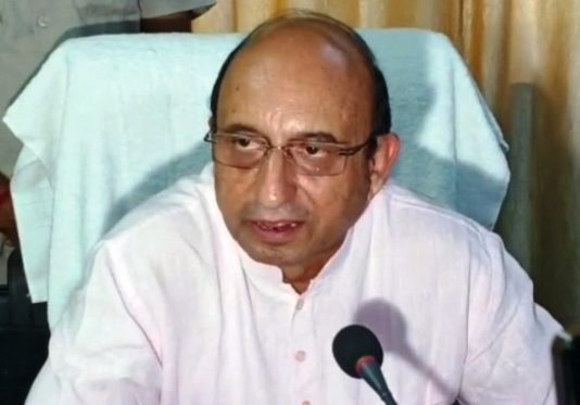 यूपी के स्वास्थ्य मंत्री ने बताया, PM मोदी के संबोधन के बाद कल शुरू होगा कोरोना का टीकाकरण, अन्य खास जानकारियां भी दीं कोरोना का टीकाकरण