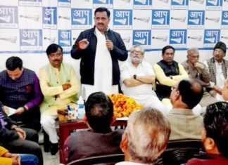 केजरीवाल सरकार का विकास