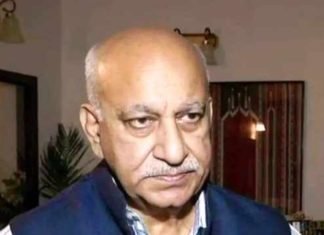 एम जे अकबर