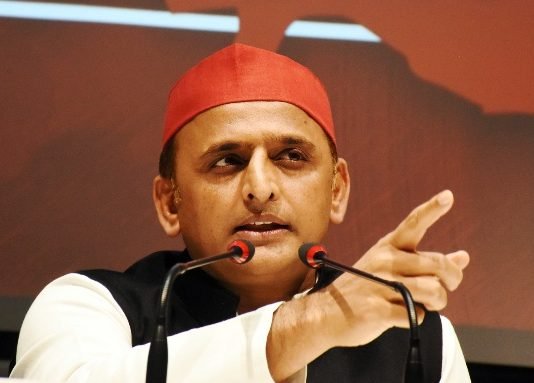 अखिलेश यादव