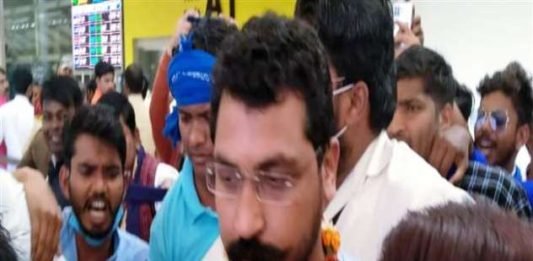 बुआ करें आराम