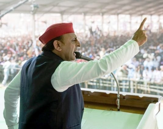 महापंचायत में अखिलेश ने कहा, भाजपा सरकार ने किसान व नौजवान को किया अपमानित भाजपा सरकार