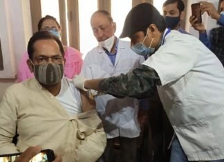 केंद्रीय मंत्री मुख्तार अब्बास नकवी