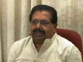 केरल चुनाव से पहले कांग्रेस को झटका, पीसी चाको ने पार्टी से दिया इस्तीफा कांग्रेस को झटका