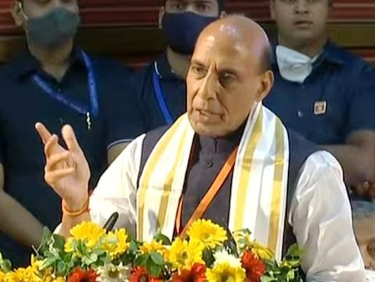 लखनऊ में भाजपा कार्यसमिति की बैठक का उद्घाटन कर राजनाथ सिंह ने कहा, कृषि कानूनों में संशोधन को तैयार है सरकार भाजपा कार्यसमिति की बैठक