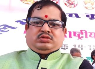 डीएम कटियार