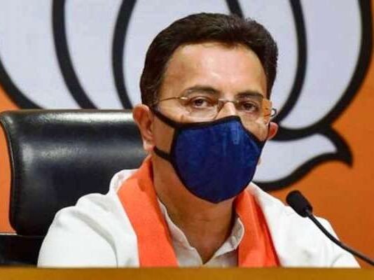 BJP में शामिल होने के बाद पहली बार लखनऊ पहुंचे जितिन प्रसाद ने कहा, सिर्फ भाजपा ही राष्ट्रीय पार्टी, स्वतंत्र देव सिंह ने किया स्वागत राष्ट्रीय पार्टी