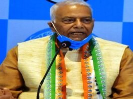 मंदिर जमीन घोटाले पर यशवंत सिन्हा का मोदी सरकार पर तंज, हद हो गई राम को भी नहीं छोड़ा मंदिर जमीन घोटाले