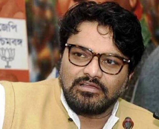 बाबुल सुप्रियो ने किया राजनीति से संन्यास लेने का ऐलान, बीजेपी को लेकर भी बताई मन की बात बाबुल सुप्रियो