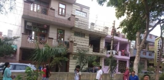 लगातार दूसरे दिन महसूस किए गए भूकंप के झटके, डरकर घरों से निकले लोग कच्छ में भूकंप
